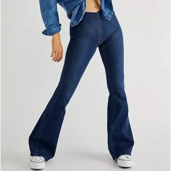 FREE PEOPLE Penny Pull-On Flare Jeans Rich Blue Dark {3U5} - Picture 1 of 6